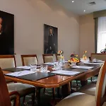 Western Premier Grand Russischer Hof 4*