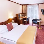 Western Premier Grand Russischer Hof فندق فايمر