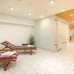 鲁瑟斯赫尔贝斯特韦斯特豪华酒店