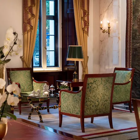 Western Premier Grand Russischer Hof Hotel 4*