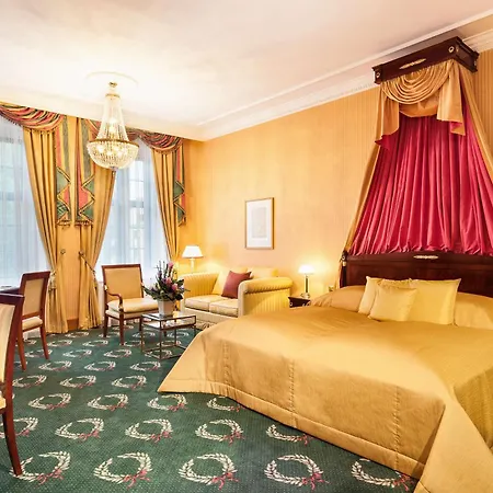 Western Premier Grand Russischer Hof Отель