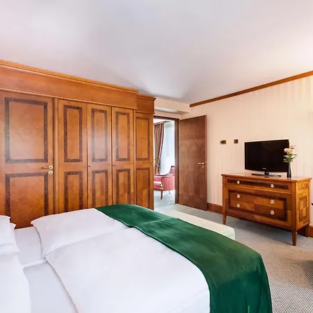 Отель Western Premier Grand Russischer Hof Веймар
