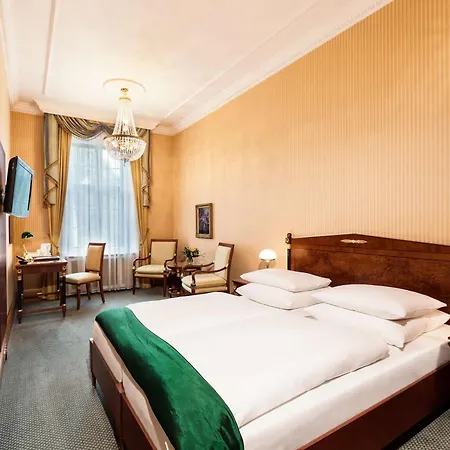 Western Premier Grand Russischer Hof Hotel 4*