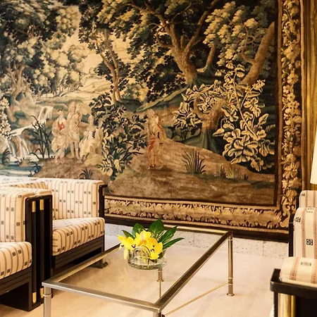 Western Premier Grand Russischer Hof Hotel 4*