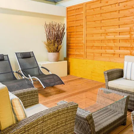 فندق Western Premier Grand Russischer Hof 4*