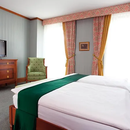 Western Premier Grand Russischer Hof 4* Výmar