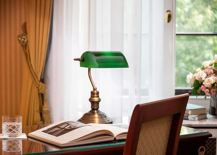 Hotel Western Premier Grand Russischer Hof 4*