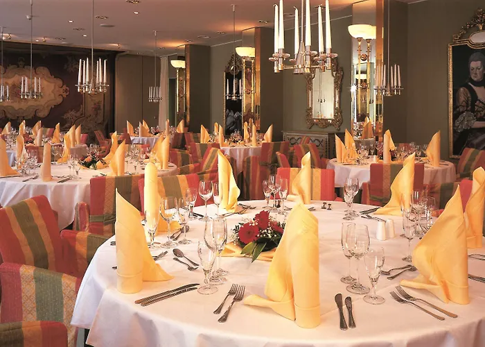 Otel Western Premier Grand Russischer Hof 4*