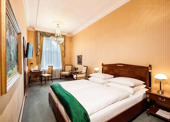 Western Premier Grand Russischer Hof Hotel 4*