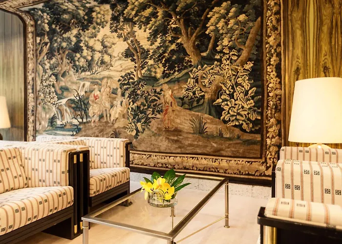 Western Premier Grand Russischer Hof Hotel 4*