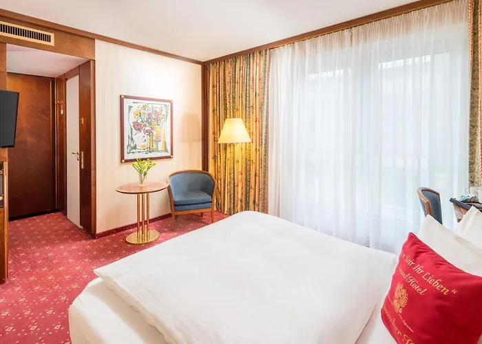 Otel Western Premier Grand Russischer Hof