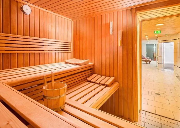 Hotel Western Premier Grand Russischer Hof 4*