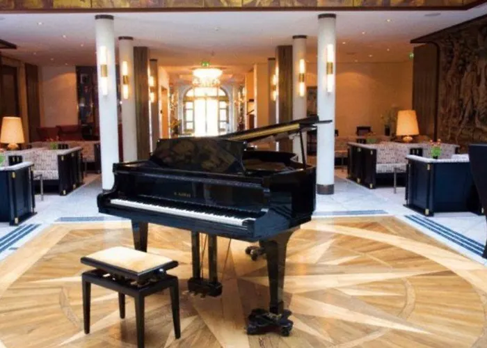 Otel Western Premier Grand Russischer Hof